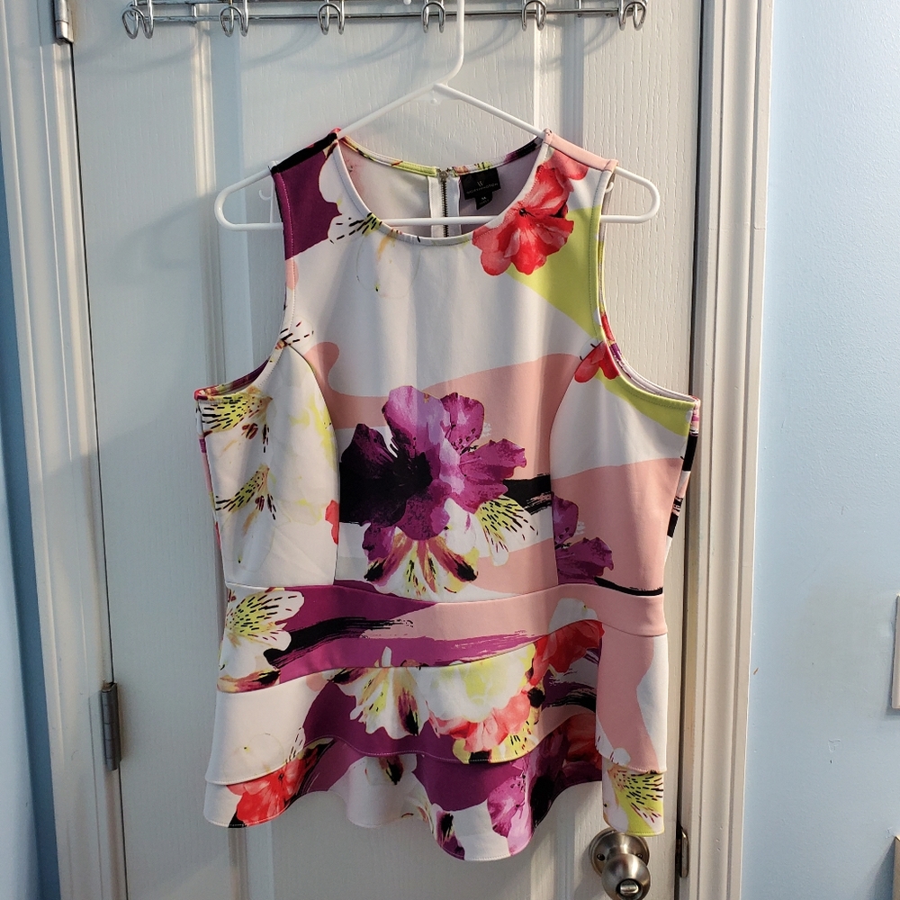 Worthington Floral Peplum Top